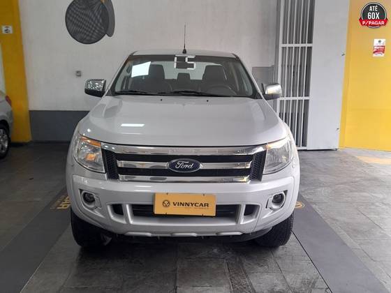FORD RANGER 2.5 XLT 4X2 CD 16V FLEX 4P MANUAL FORD RANGER 2.5 XLT 4X2 CD 16V FLEX 4P MANUAL